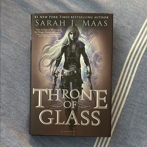 Throne of Glass by Sarah J. Maas Hardcover OOP Edition